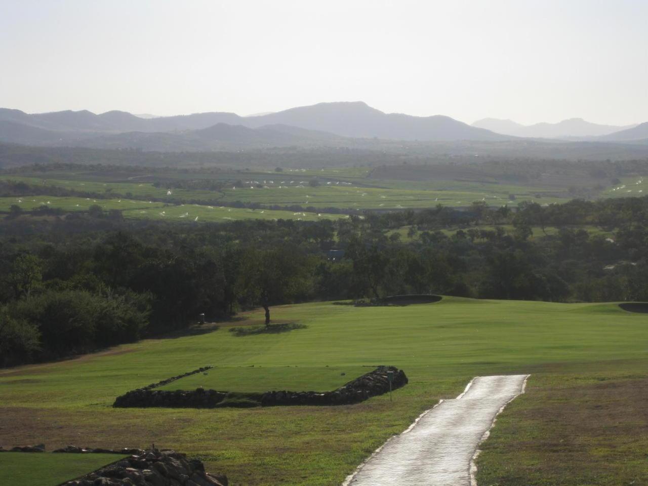 Nkonyeni Lodge&Golf Estate Ngwempisi Exterior foto